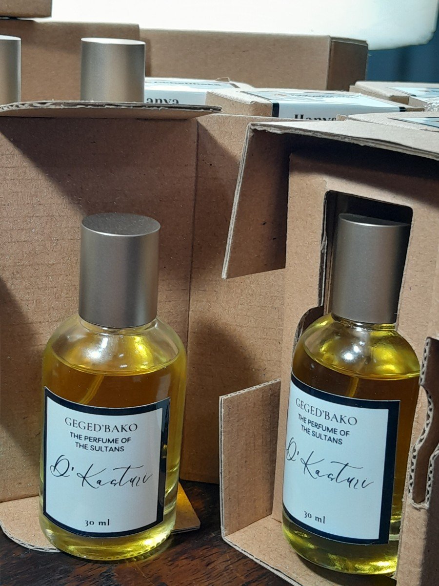 Parfum Wewangian - GegeDbako - Clothing Perfume Aroma D'Kasturi 30 ml - Wanginya Lama - Gambar 5