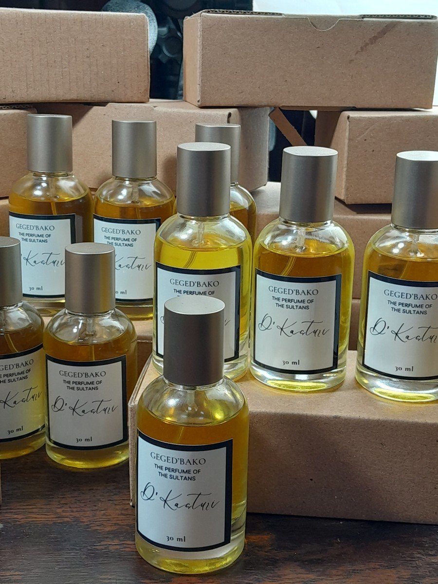 Parfum Wewangian - GegeDbako - Clothing Perfume Aroma D'Kasturi 30 ml - Wanginya Lama - Gambar 4