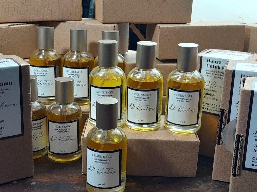 Parfum Wewangian - GegeDbako - Clothing Perfume Aroma D'Kasturi 30 ml - Wanginya Lama - Gambar 3